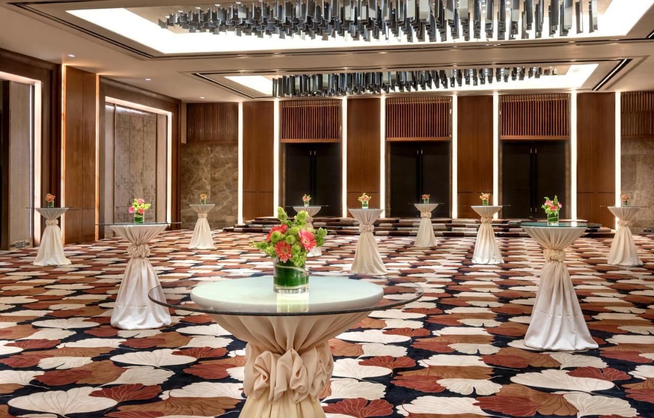 Marco Polo Plaza Cebu Hotel Kültér fotó The Grand Ballroom