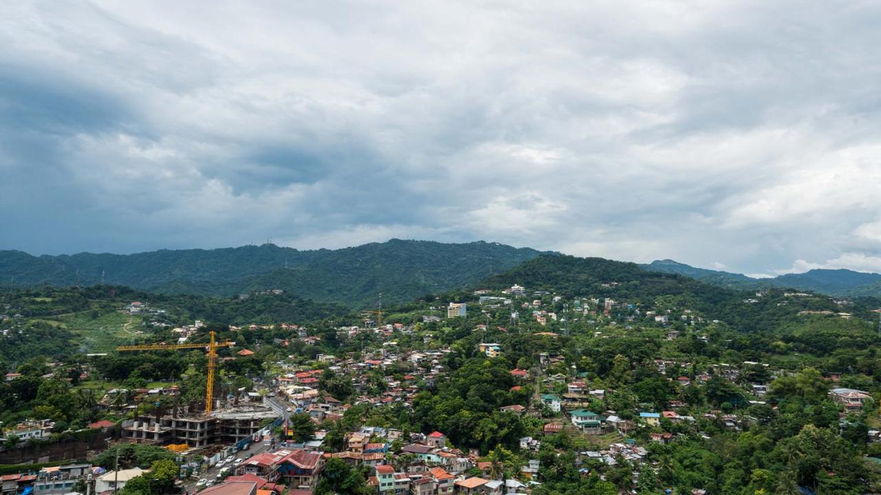 Marco Polo Plaza Cebu Hotel Kültér fotó View of the city
