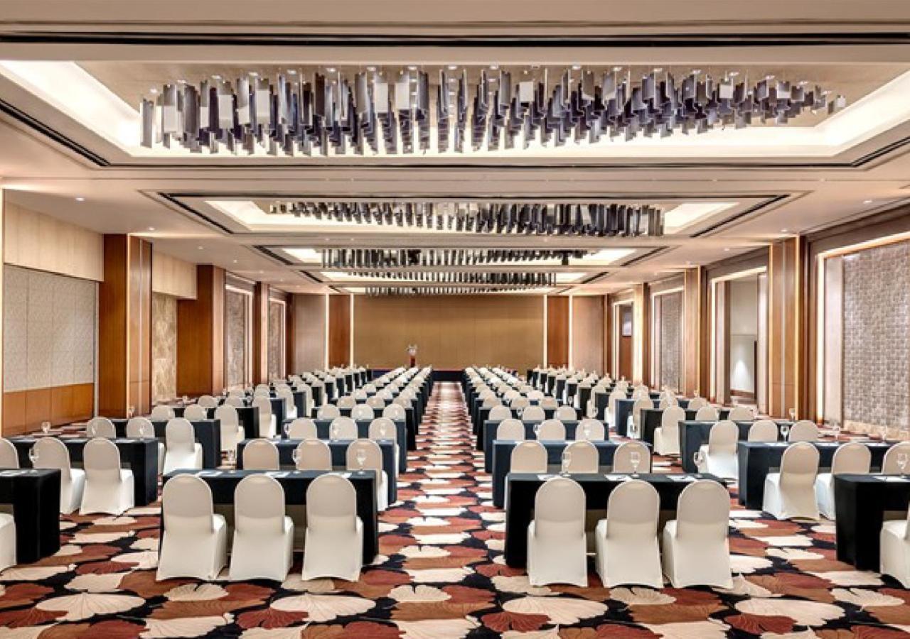 Marco Polo Plaza Cebu Hotel Kültér fotó The Grand Ballroom