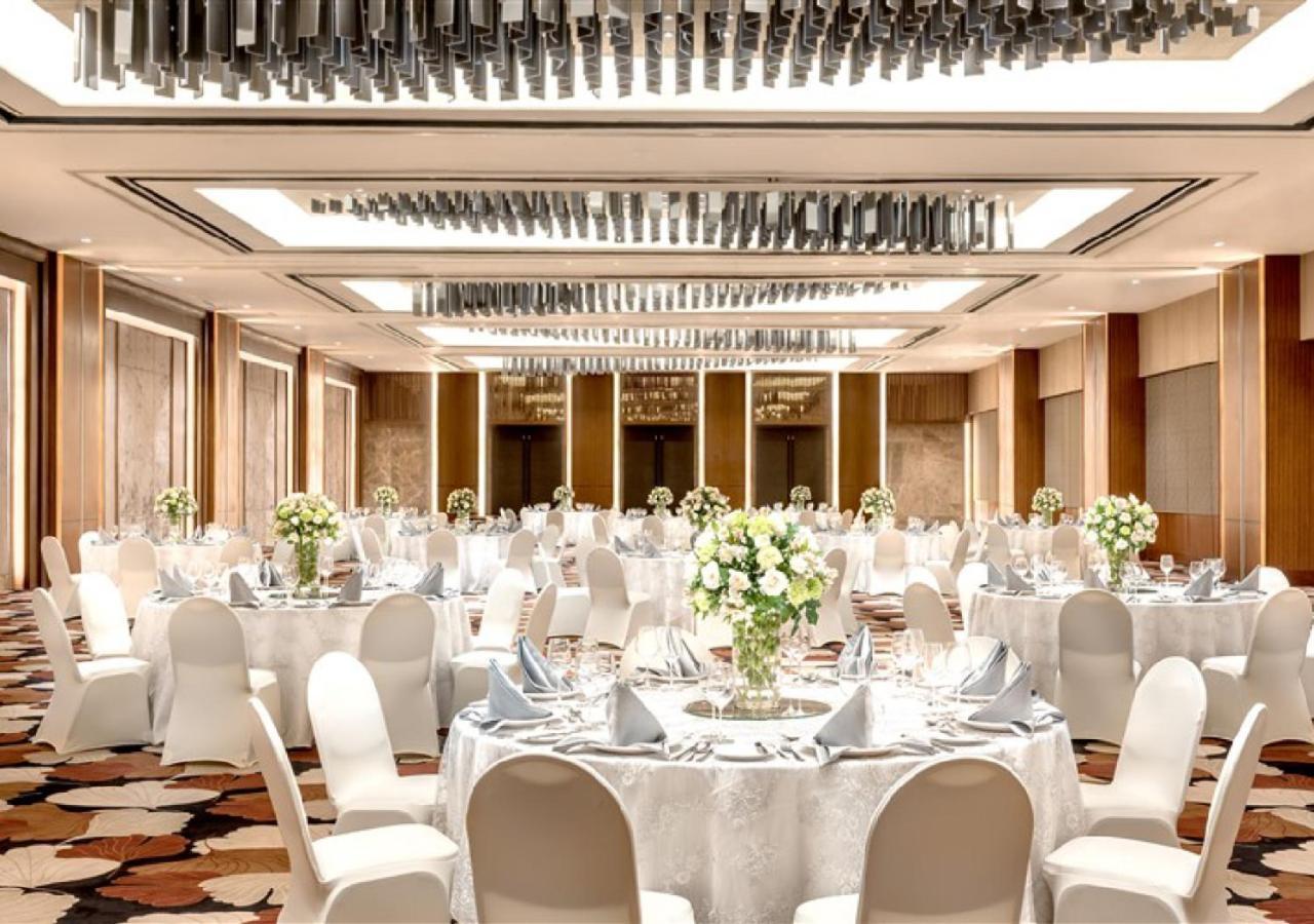 Marco Polo Plaza Cebu Hotel Kültér fotó The ballroom